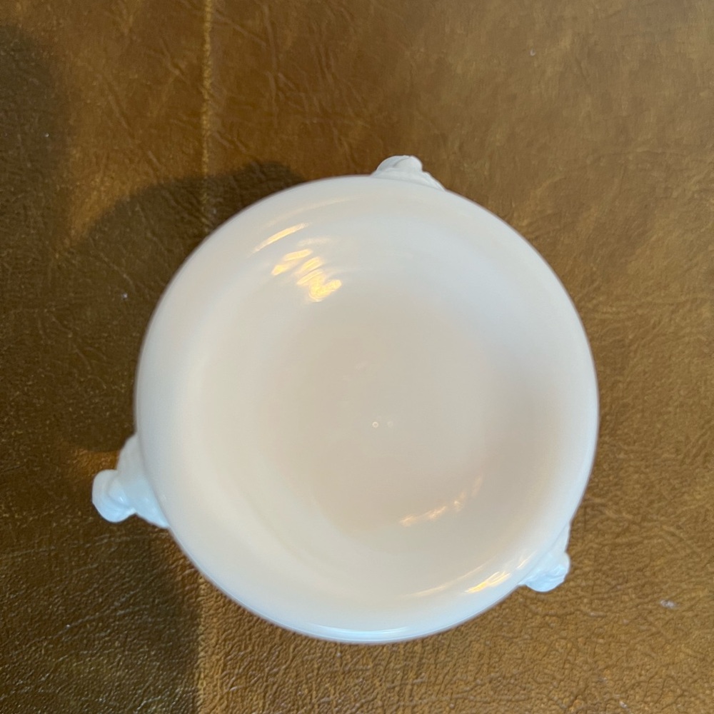 Vintage Westmoreland Milk Glass Swan Toothpick Holder - Picture 6 of 8